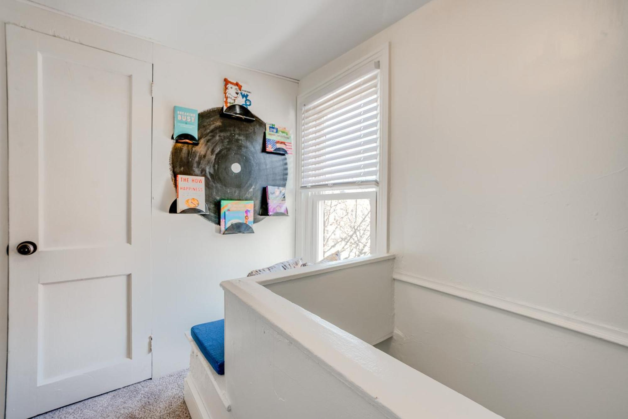 Charming - Walk To Town! * Pottstown
