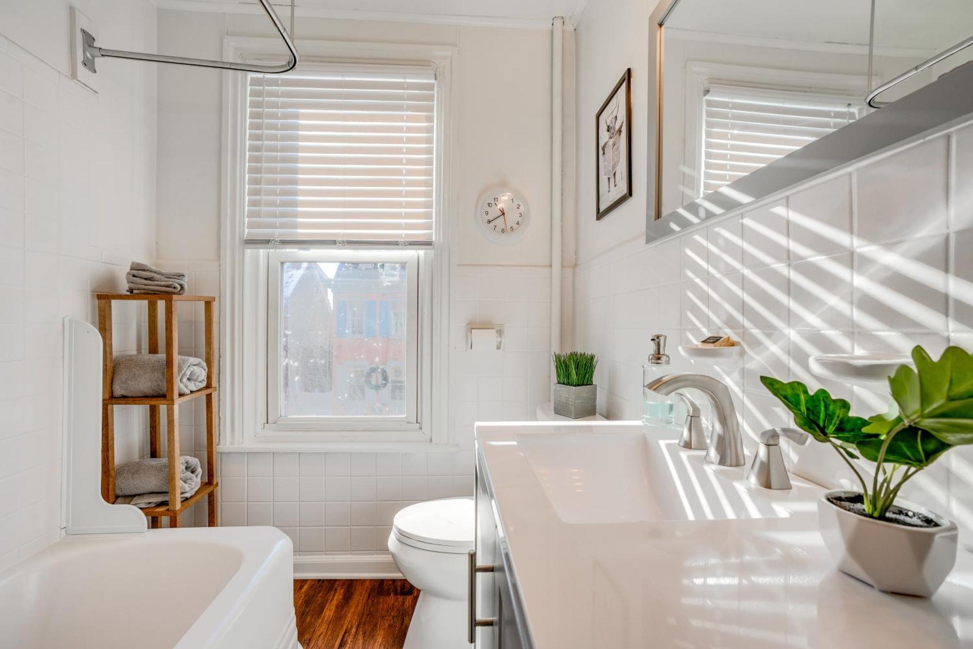 Apartment Charming - Walk To Town! *