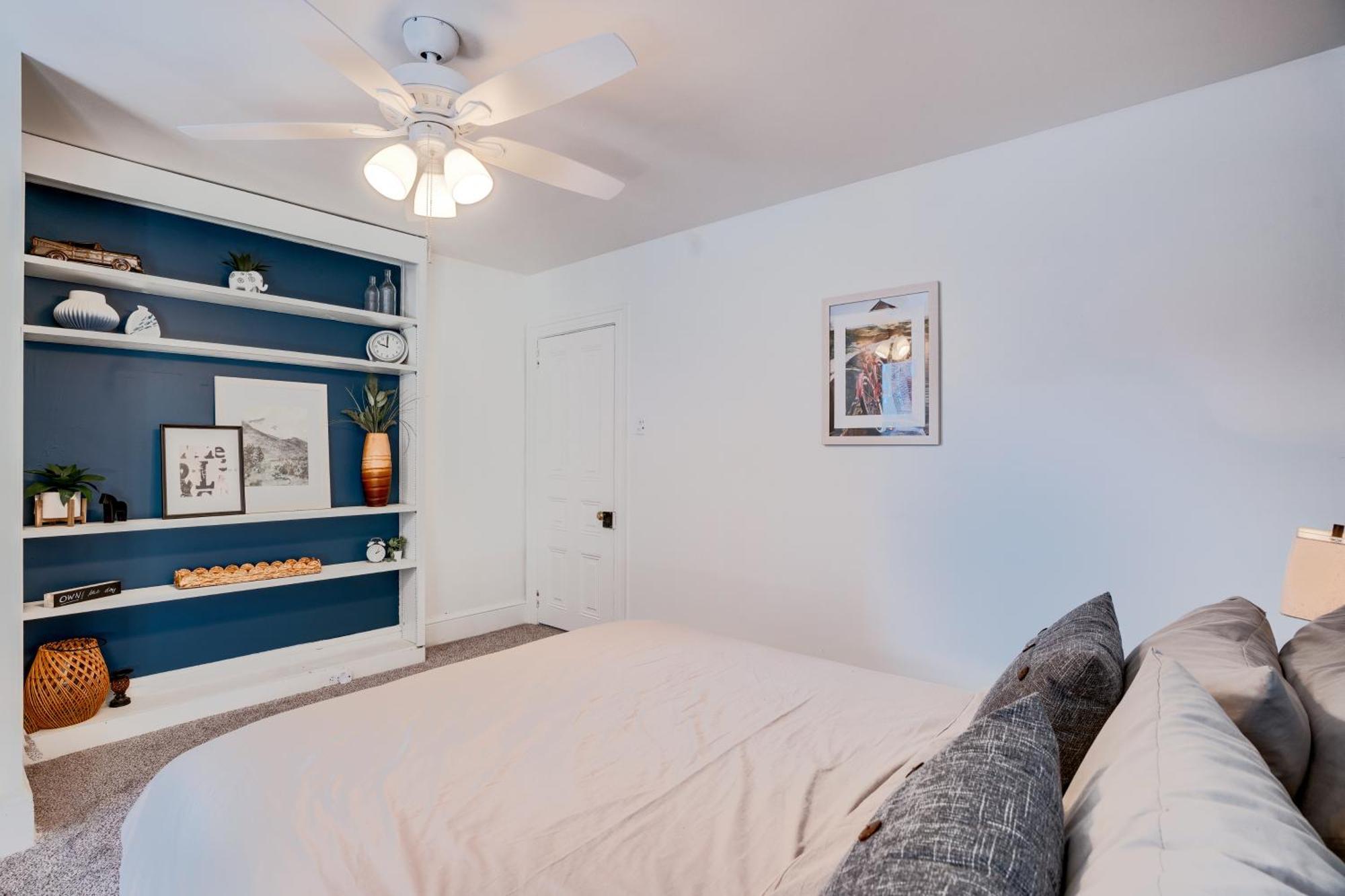Charming - Walk To Town! Pottstown
