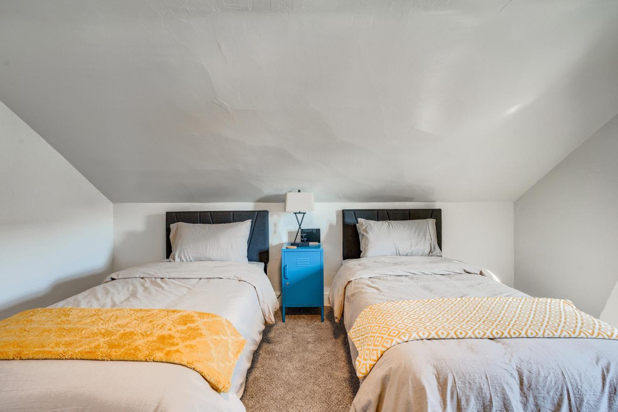 Apartment Charming - Walk To Town! *